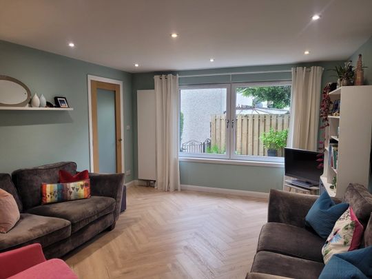 3 Bed End Terrace, Claremont Grove, AB10 - Photo 1