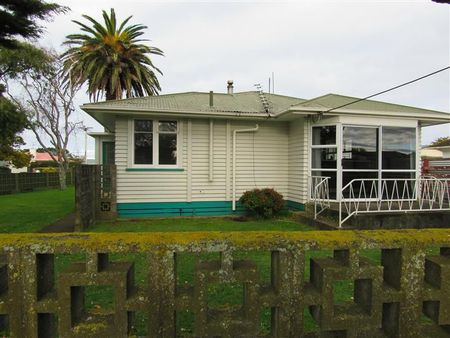 26 McGuire Street,Hawera - Photo 2