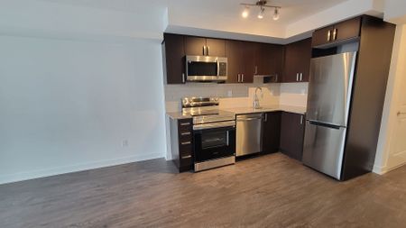 For Lease - 1010 Sandy Beach Road Unit# 2012, Pickering, Ontario - Photo 5