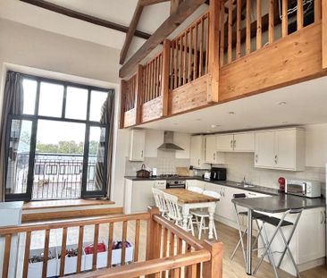 2 bedroom barn conversion to rent - Photo 3
