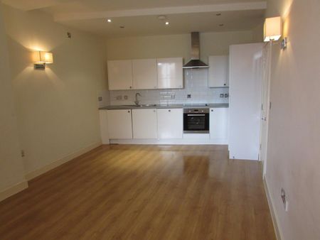 2 bedroom apartment to rent - Photo 5