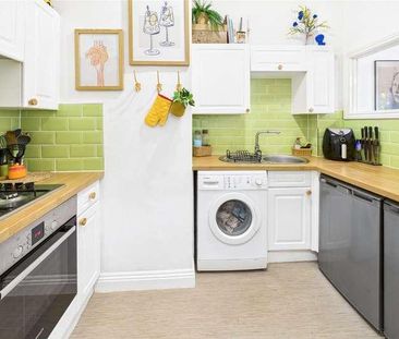 Southampton Street, Farnborough, Hampshire, GU14 - Photo 6