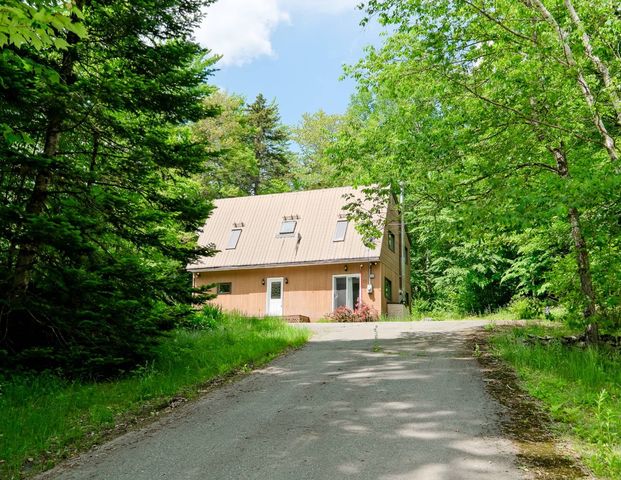 À louer / Maison à étages - Photo 1