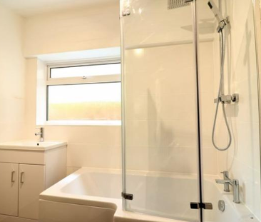 4 bedroom terraced house to rent - Photo 1