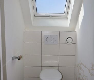 Bel-etagewoning met 3 slaapkamers, balkon, tuintje en garage. - Foto 1