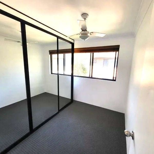 Light & Bright Two Bedroom Unit - Photo 1