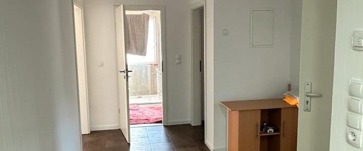 Eine neue moderne 3 Zimmer Wohnung in Triangel teilmöbliert - Photo 1