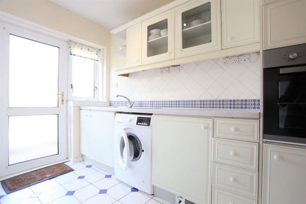 2 bedroom villa to rent - Photo 1