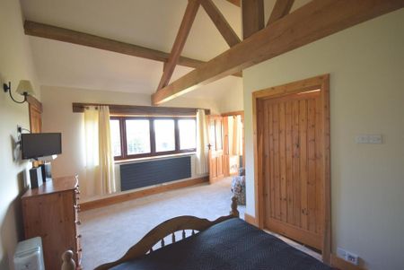1 bedroom semi-detached house to rent - Photo 2
