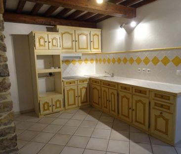 Location Maison 3 pièces 76m² CALLIAN 83440 - Photo 4