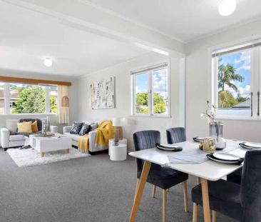 4 Bedrooms house in Center Forrest Hill - Photo 2