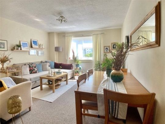 Cedar Court Road, Cheltenham, GL53 - Photo 1