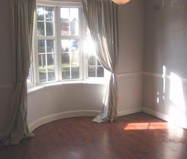 1 bedroom ground floor flat to rent - Photo 1