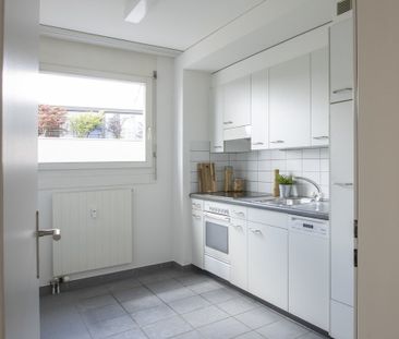 Gemütliche 2.5 Zimmerwohnung im Matthäus-Quartier - Photo 2