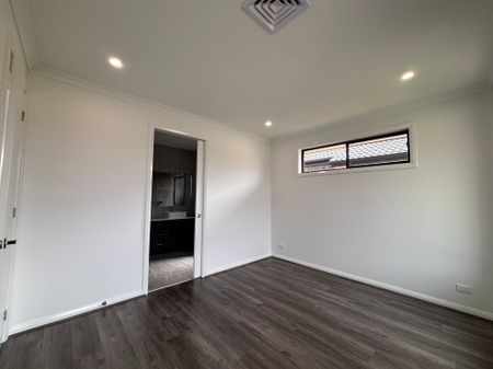 Space, Style & Security: Your Ideal Family Home Awaits - Photo 5