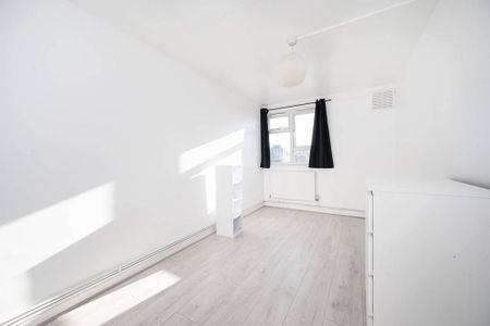 3 bedroom maisonette to rent - Photo 4