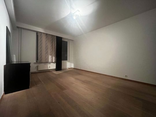 Uiterst goed gelegen 3 slaapkamer appartement - Photo 1