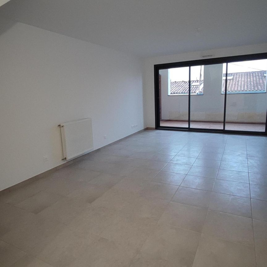 Location Appartement 4 pièces 79m² TALENCE 33400 - Photo 1