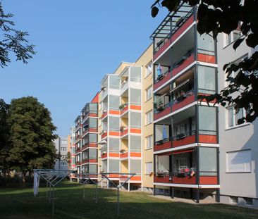 Perfekt für Ihre Familie! Barrierefreie 4-Raum-Wohnung in Debschwitz - Photo 3