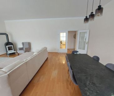 Helle122m² Mietwohnung mit Balkon und Terrasse im Zentrum von Amste... - Photo 2