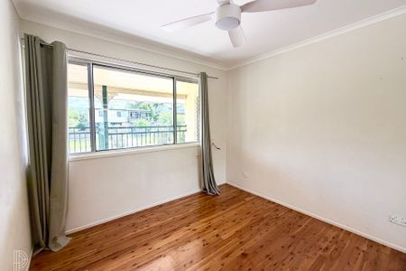 Spacious Split-Level Family Home with Multiple Living Zones & Versatile Downstairs Retreat - Photo 5