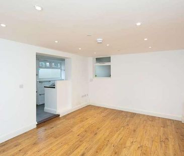 Watford, Watford, WD17 - Photo 2