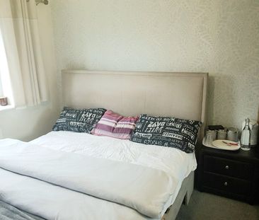 Room in a Shared House, South Parkway, LS14 - Photo 3