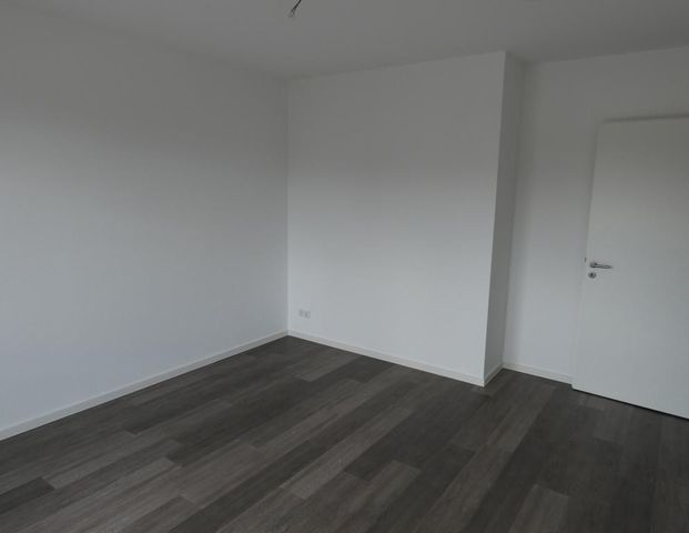 Top ausgestattete moderne 3-Zimmer-Wohnung mit Balkon, Aufzug & TG-Stellplatz in DU-Bergheim - Photo 1