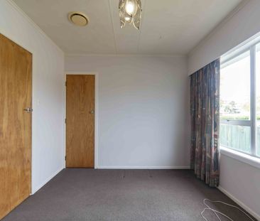 Well Presented Family Home - Photo 3