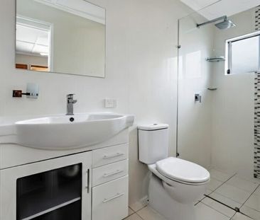 Sandgate - Photo 3