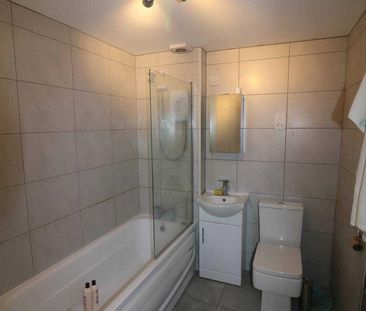 3 bedroom apartment to rent - Photo 1