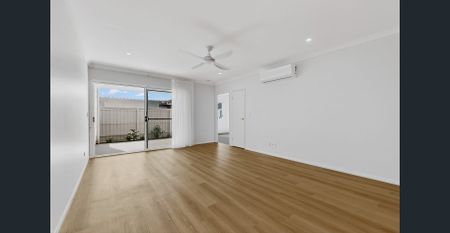 Coastal Living Awaits, Brand New Villa. Take the 3D tour - Photo 2