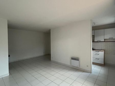 Location Appartement 2 pièces 45m² ALBI 81000 - Photo 2