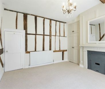 5 Bedroom House - Canon Street, Winchester - Photo 4