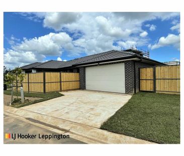 STYLISH WITH ALL THE EXTRAS! - Photo 5