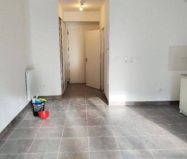 Location appartement t1 31 m² à Nantes (44000) Hauts Pavés - St-Fél... - Photo 3