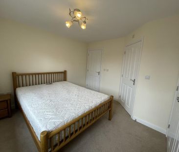 1 bedroom in a house share to rent - Photo 4