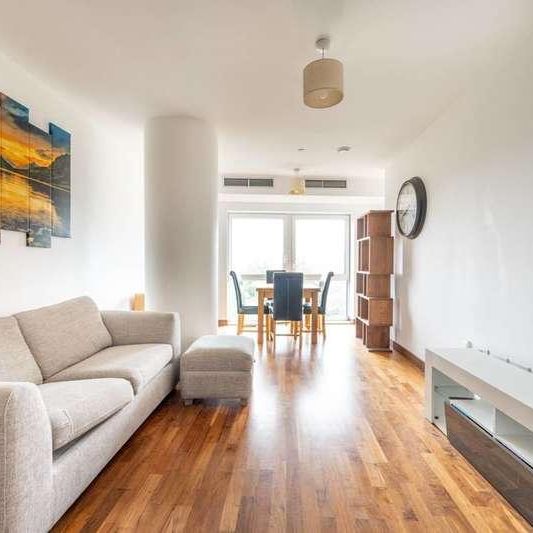 River Heights, Stratford, E15 - Photo 1