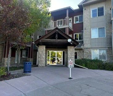 Top Floor Bayside Condo in Airdrie — 2 Bedrooms Condo Unit - Photo 1
