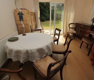 Woking, Surrey, GU21 - Photo 3