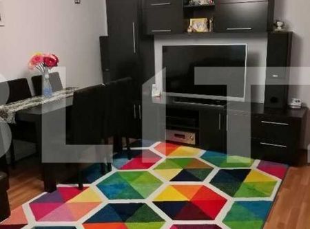 Apartament 3 camere, decomandat, 56 de mp, loc de parcare, zona Campului - Photo 2