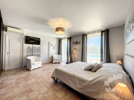 Ravissante villa de 300 m2 à Mougins à louer meublée à l'année - Photo 5