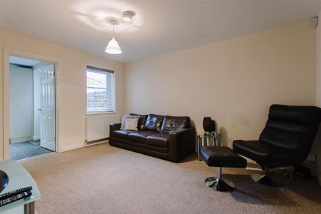 5 bedroom private hall to rent - Photo 4