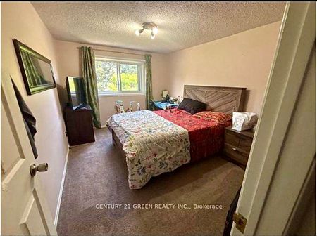 For Lease - 6335 Plowmans Heath Drive Unit# Upper, Mississauga, Ontario - Photo 5