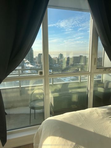 Carnaby Lofts 20 , #1807 - Photo 3