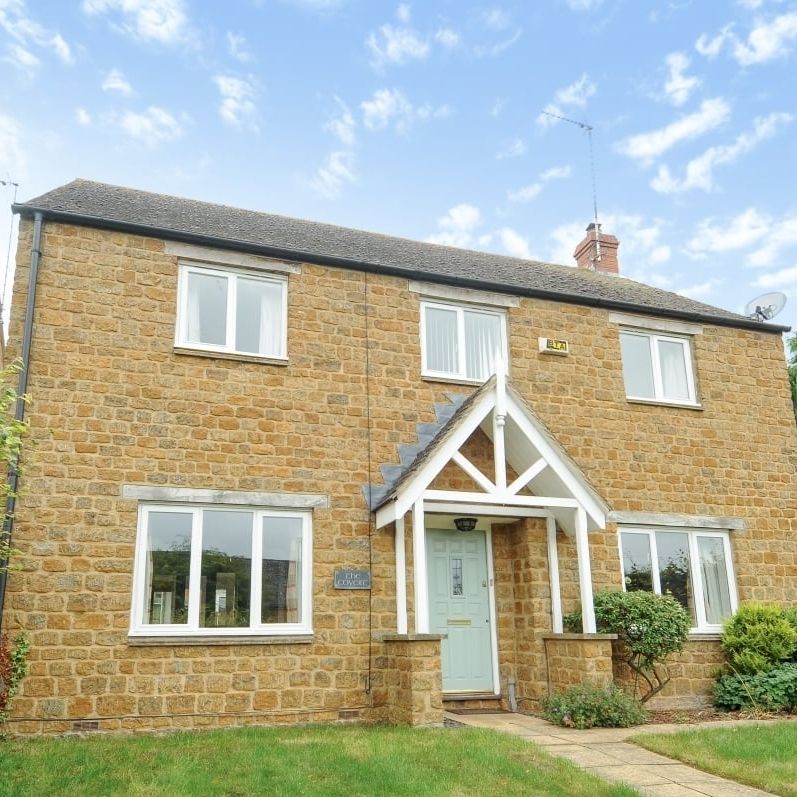 5 bedroom detached house to rent - Photo 1