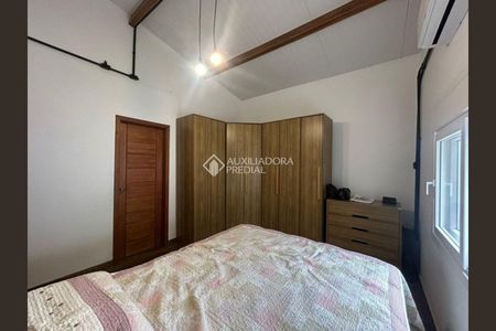 Casa com 4 quartos e 132m² para alugar em Harmonia, Canoas. - Photo 2