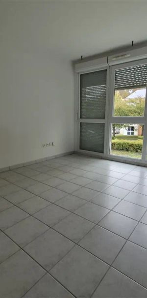 Location appartement 1 pièce - 34.71m² à Hénin-beaumont (62110) - Photo 1