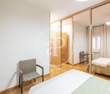 Flat for rent in Ventas (Ciudad Lineal) - Photo 1