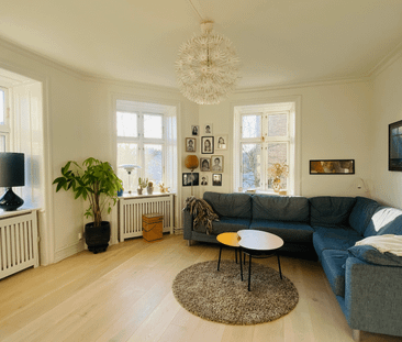 Furnished apartment with balcony in Østerbro, Copenhagen - Photo 2